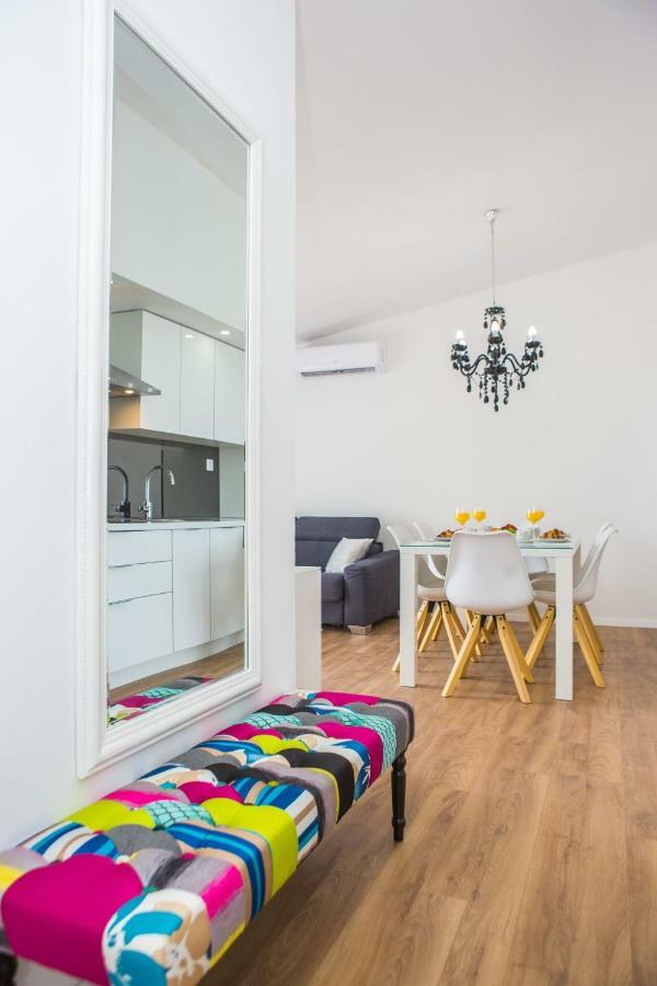 Apartmani Ana คาชเตลา ภายนอก รูปภาพ