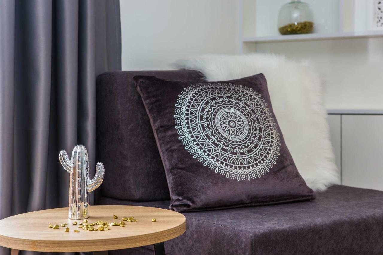 Apartmani Ana คาชเตลา ภายนอก รูปภาพ